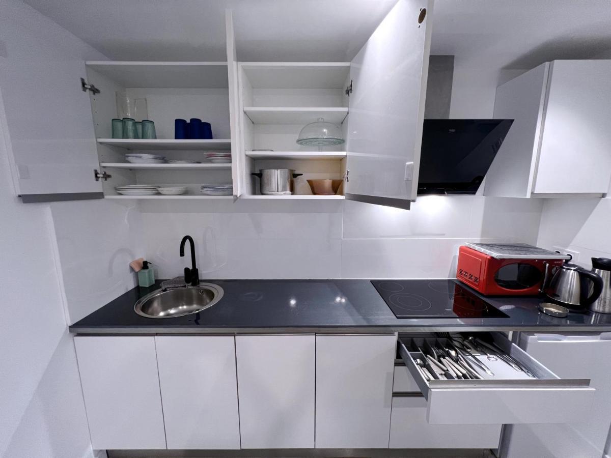 Hug Hotel2022 El Carrer del Canonge Ngoại thất bức ảnh